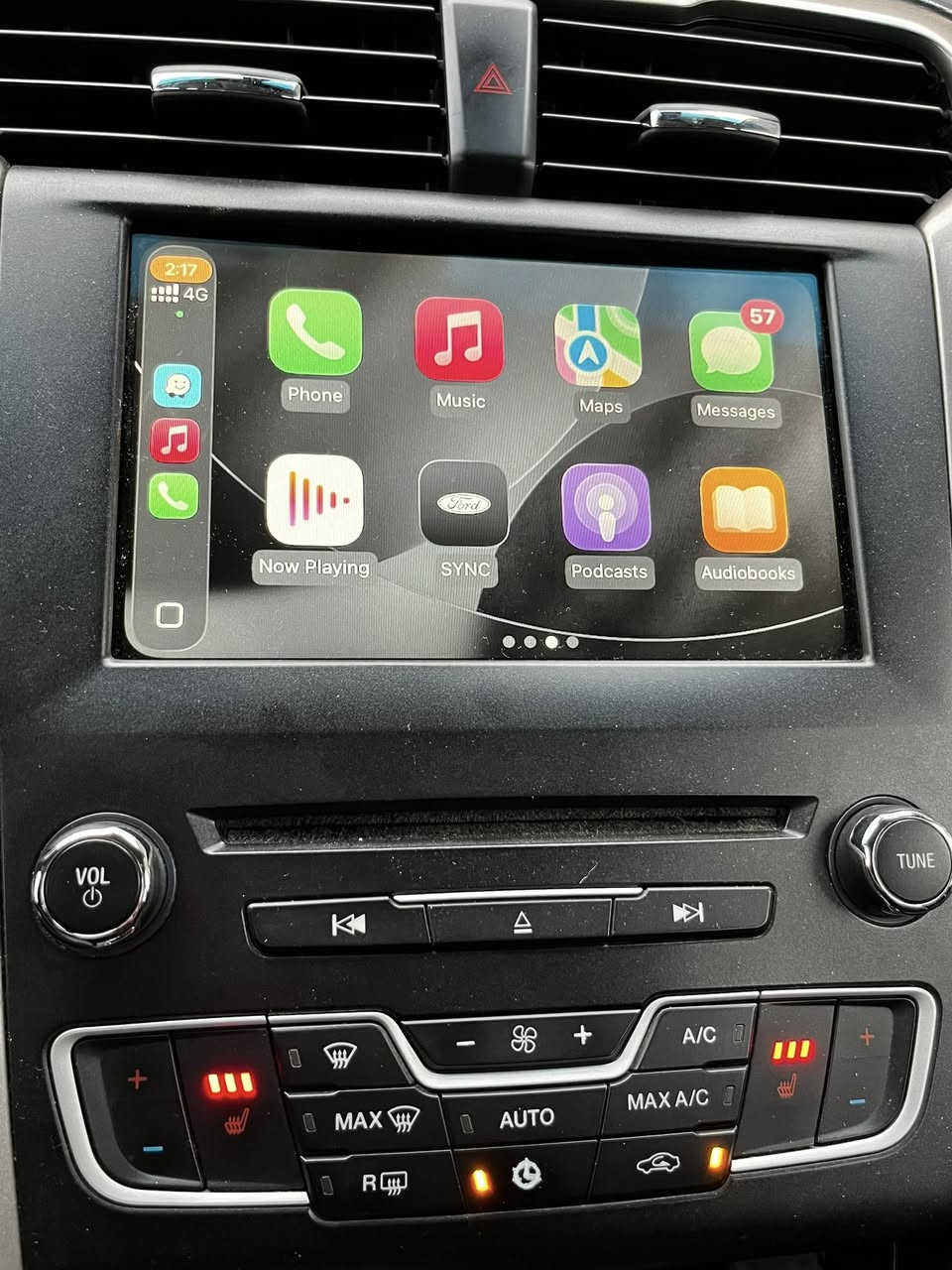 فورد فيوجن محرك 1500 توربو /موديل 18 /مواصفاتSE Ecoboost /گير ومحرك بشرط/رقمها دهوك/ بيها 5 قطع بونيد وجاملغ صفحة النفر وباب السايق وجاملغ الخلفي وشويه من الصندوق ضربتها خفيفة/ ماشية 180 الف كيلو/السعر 104 ومجال/*********** واتس اب وعادي موجود
