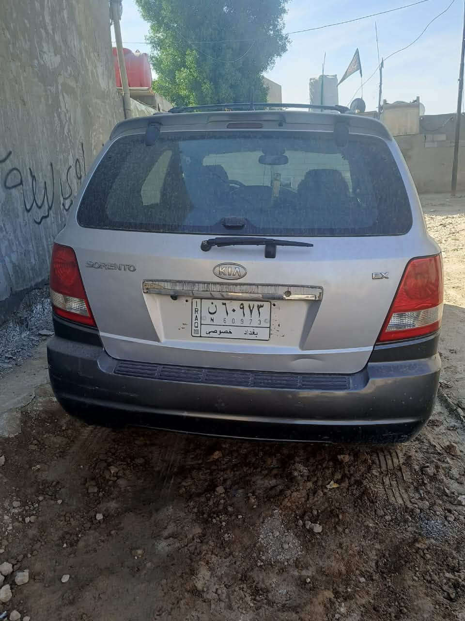 السلام عليكم 
سورنتو 2006وارد امريكي محرك 3500 بيهه طبك بظفيرة الكير ومعاملة محاور بيهه ظربه الجاملغ جهة السايق الامامي مكاني حي الوحده قرب بسمايه رايدهه 65 رقمي ***********
