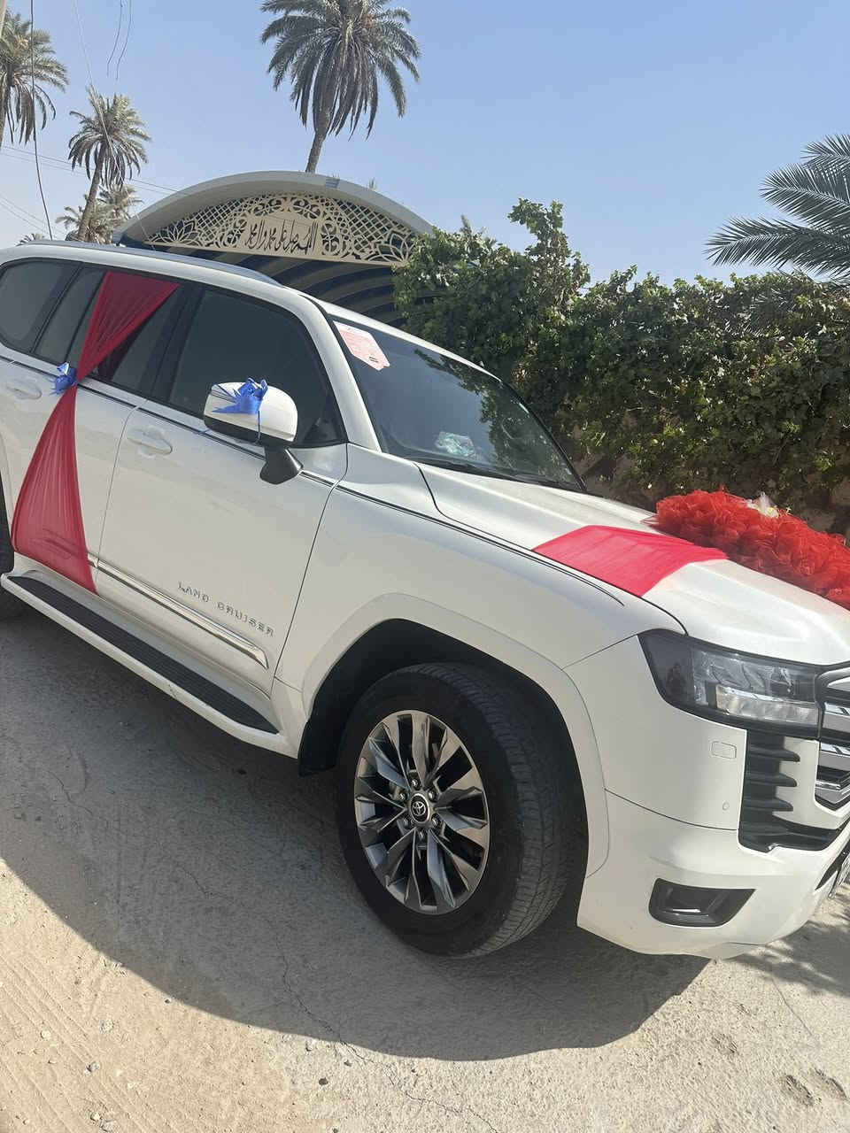 لاندكروز ٢٤ اربيل بيه بس البنيد وشويه بتكمه صورت الحادث بل منشور ماشيه ٧٠ ساز ام ظمان مكان حله سعر ٦١٠ وبيه مجال ***********
