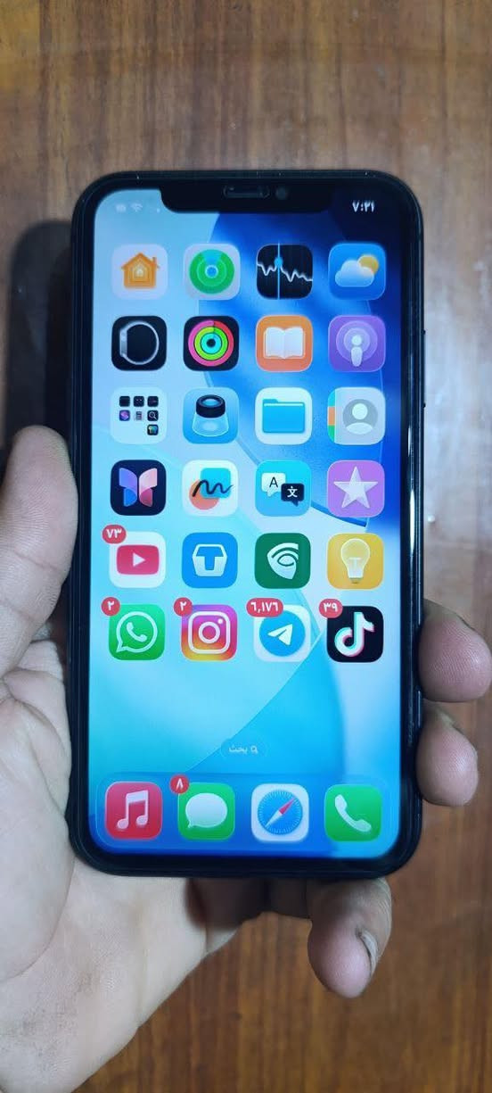 ايفون ١١عادي مبدل شاشه او بصمه متوقفه  ذاكره ١٢٨ بطاريه ٦٦ مكاني كاظميه*********** اتصال
