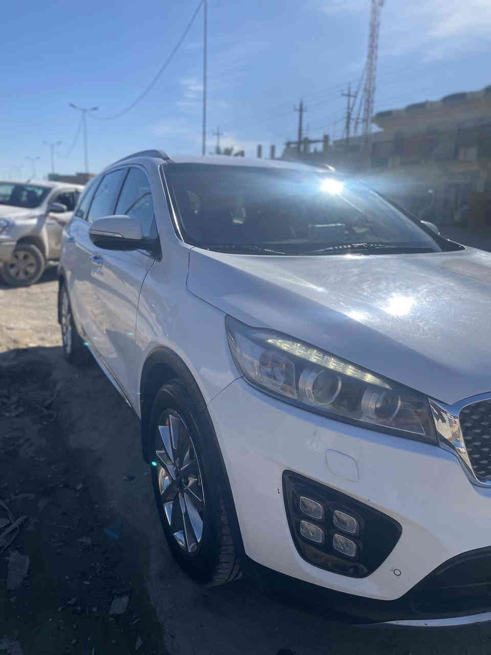 سلام عليكم.    كيا سورنتو خليجي
رقم اربيل انكليزي 

موديل 2018

سنويه بأسمي جديده 

مكفوله من لصبغ ولتبديل 

 فقط ربع الجاملغ الايمن بارد 

لون ابيض 

٦ سلندر

 ٧ راكب 

مواصفات 

بصمتين: تشغيل وتقفيل 

بردات خلفية اصلية 

كشنات السائق كهرباء

كامرة بلادية دواره

حساس امامي وخلفي 

مري شفط 

تحكم استيرن فول 

حاكية : ابلوتوث: اوكس

تبريد ابيانو 

تبريد ٣ قطع 

اضواء ترحيب 

اشاير بلمري 

يدات نيكل اصلي 

لد خلفي

لد امامي  

دوشمه السياره بل كامل 

ويل اكروم ١٩ خمسه ويل كب

ماشية 125 الف حقيقي

كير ومكينة وصدر  وتبريد خير من اللة 

سيارة جديدة معنى الكلام مال بيت 

مابية اي نقص 
 
السعر243 وبيهه مجال 

العنوان سامراء   *********** @إشارة
