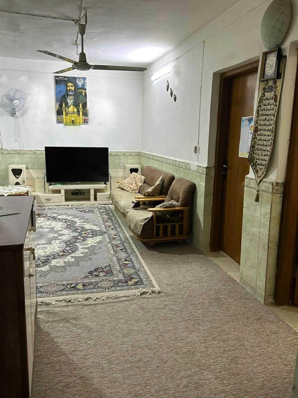 بيت طابو صرف للبيع حي ميسان منطقه ال 31 
250 متر 
بناء طابقين 
الارضيه مرمر
استقبال كبير 
وصاله 
ومطبخ 
حمام 
تواليت ومدخل تواليت 
غرفتين بالطابق الارضي 
غرفه واحده بالطابق الثاني 
+مخزن بالطابق الثاني 
للاستفسرار الاتصال على 
***********
