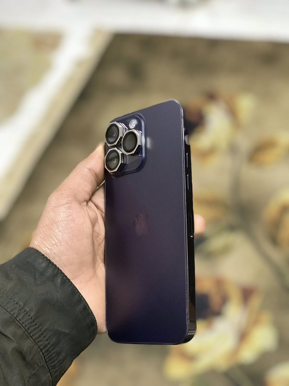 سلام عليكم
ايفون ((((14 ابرو ماكس))))✅
 الذاكرى ((256))✅
فيس((فيس ايدي شغال))✅
هزاز ((نت))اتصال))((صوت))كامرات)) كله شغال✅
بطاريه بلاديه بلاديه ))((88))
كله شغال وشرط الفحص التلفون 
((((فقط مبدل شاشه اصليه)))) 
((مكاني بغداد بسمايه)) ((السعر 625)) وبي مجال 
رقم ***********
