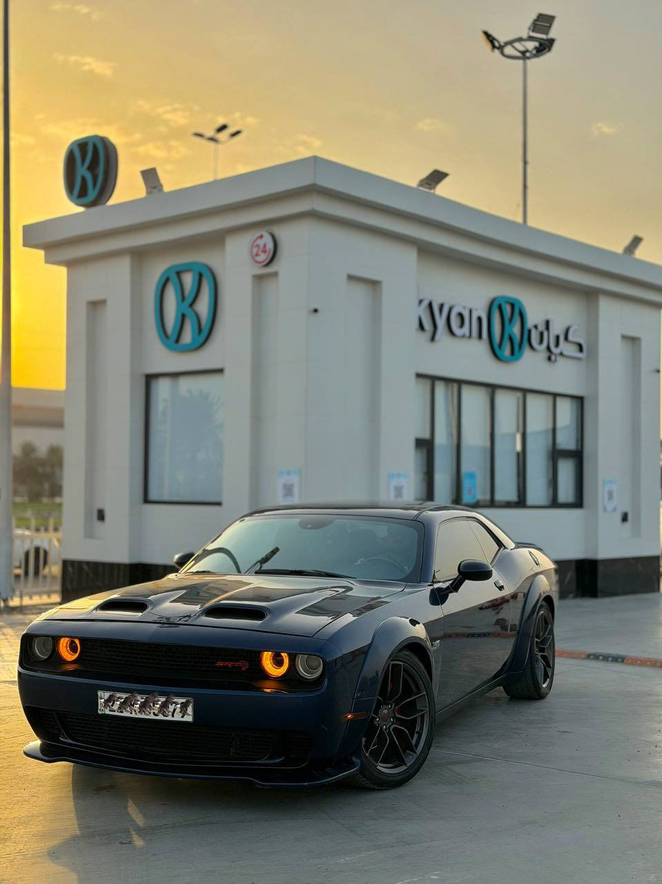 #للبيع #دودج - جالنجر موديل 2017
حجم المحرك: 5700
ناقل الحركة: اوتوماتيك
نوع اللوحة : اربيل جديد
نوع الوقود: بنزين
مواصفات : R/T سوبر تراك
USAهدرزsrtدباتsrtاكسلafe الإضافات: شوته
مراوح وراديتر srt ثلاجه srt وبرمجة ايكل على سياره
نواقص : بدون نقص
ماركه: امريكي

2C3CDZBT6HH554937 -:حادثة
قطع ٢صبغ جوملغ امامي وبنيدمبدلRadd_Ay
بدون لغد ولاشاصي
رقم الهاتف: ***********
السعر : 180 بيها مجال 
العداد : Km 50.000
العنوان بغداد الشعب
