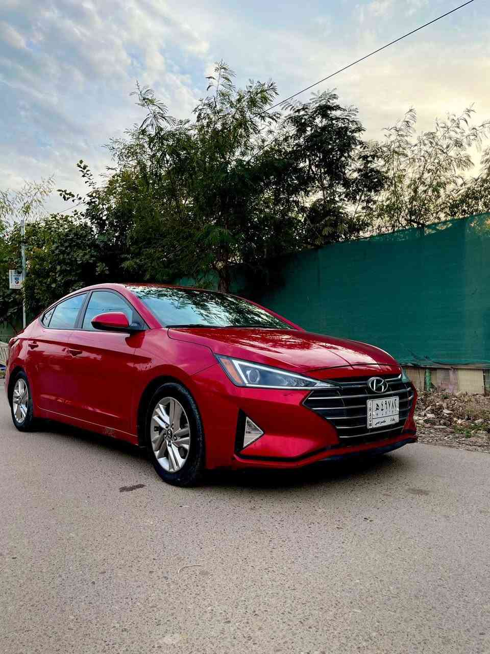 النتره موديل 2020
حادثها فقط بارد بالجاملغ الخلفي 
السياره مابيها قطره صبغ 
صور امريكا بالمنشور 
بدون ايرباك لغد وشاصي كفاله 
مكينه ٢٠٠٠ دوش 
كيرها شرط الابلادي 
مواصفات SE معروفه 
شاشه وكامره 
تحكمات ستيرن جهتين 
رادار امامي توقف ذاتي 
تحديد مسار 
مانع انزلاق نزول منحدرات 
تبريد بيانو مناخين منفصل 
شاشه متخصصه بنضام الاعطال 
مود درايف ثلاث انضمه قياده 
السياره جديده وكلشي مناقصاها 
صدر تايرات باتري كله جديد ع ايدي مال جناي 
رقم بغداد مشروع وطني ب اسمي سنويتها لل 2027
السعر مناسب ١٣٢ وبيها مجال 
مكاني بغداد ***********
