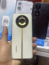 ريلمي 11 برو بلاس  ذاكره 512 الجهاز نضيف وبلادي  السعر 270 وبي مجال لل...