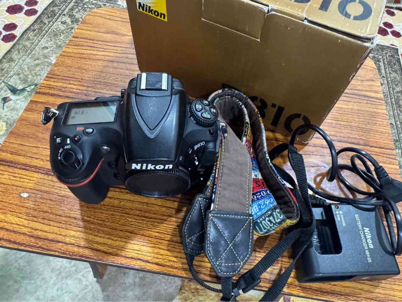 كاميرا نيكون بدي 810 فقط نظافه فول100‎%‎
كامله ملحقاتها مع كارتون كامره استخدام شخصي
مكان بصره
950الف بيها مجال شراي يجي خلص
اتصال  *********** البصرة, العراق
