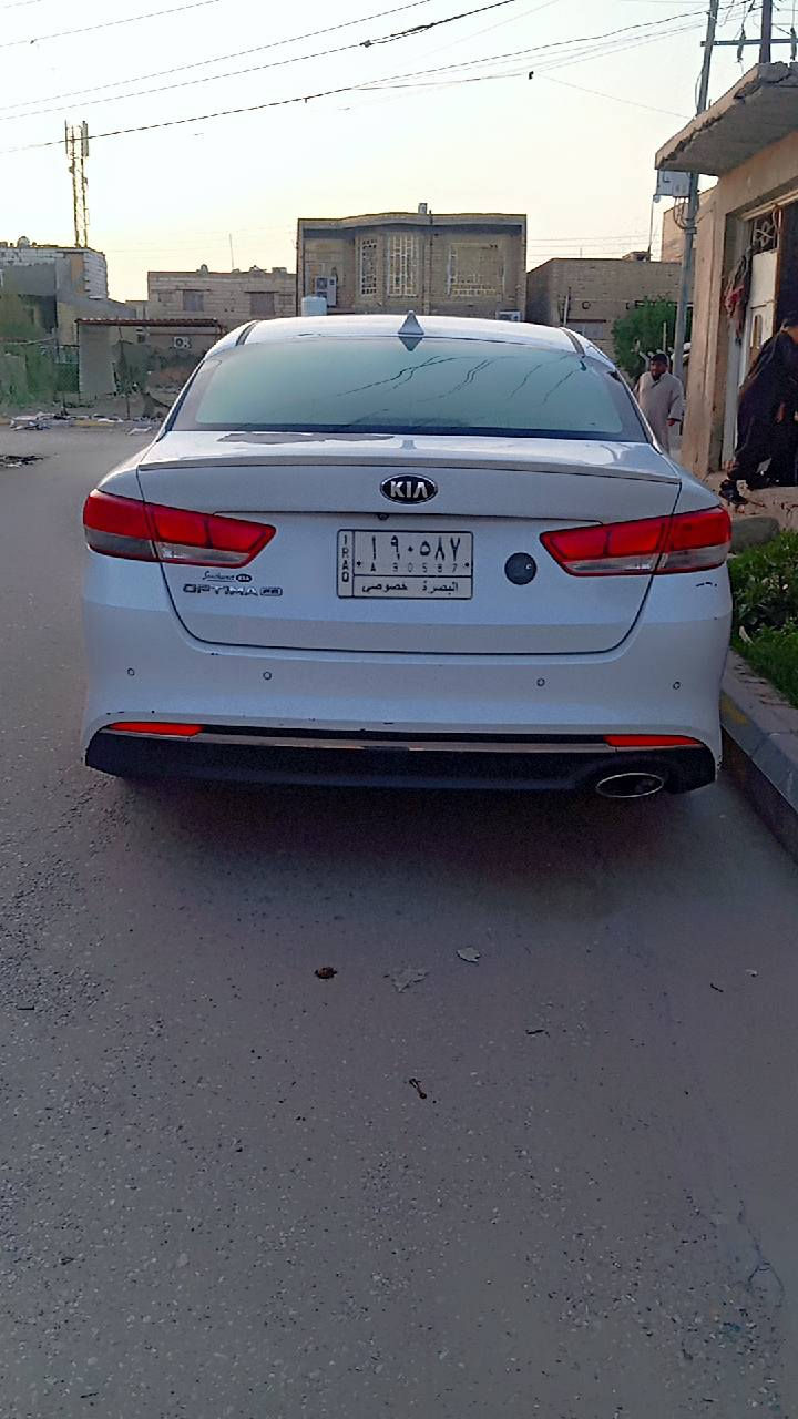 ااوبتيما وارد امريكي كل ارباكاتها سليمه حادثه شخط باب السايق والباب الخلفي عكس السيايق معمر تبريد فقط الفريز بيها انزرف وشغالل
موديل ٢٠١٦ نص فول باب خزن مومري باب السايق صربتها بصيطه السياره كانت معوقين هسه صارت حره للي يداور السعر ١٢٥ سياره حلوه داخل لونين عسلي واسود 

الشراي يخابر. ***********
