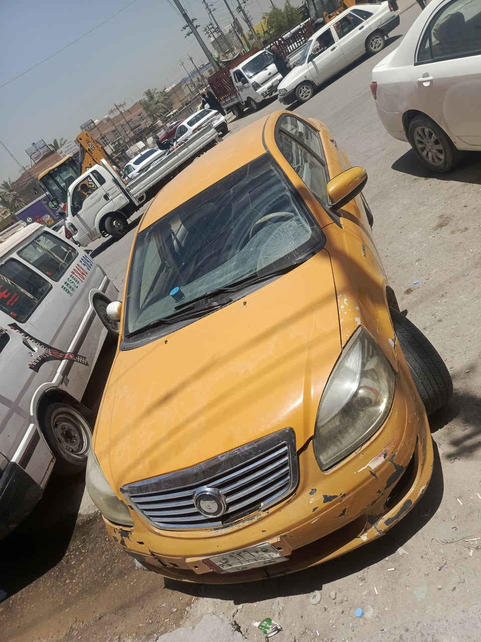 السلام عليكم 
سياره جيلي 
كير ومحرك اوتو كورلا مكفولات 
موديل 2013
سياره كامله حلو ونضيفه 
عنواني كربلاء 
سعره 19وبيه مجال لشراي
***********
