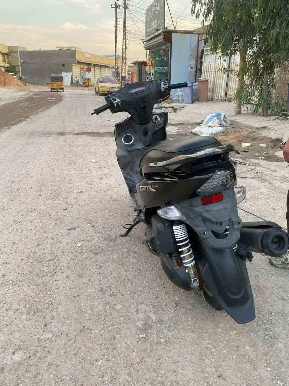 سلام عليكم جيتي ار  للبيع مكاني 600 مستعجل عل بيعه بلاديه دراجه تجي تفحص مكاني  مدينه الصدر ***********
