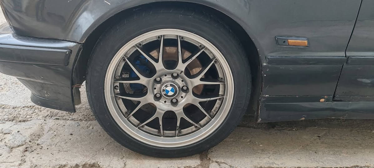 سلام عليكم
لعند ويل M مروس يطبلي خاص
تايت نص عمر
ويل واحد ملصح
عنوان موصل


**إذا كنت صاحب هذا الإعلان وتريد حذفه لأي سبب، رجاءا أرسل رسالة إلى الدعم الفني**