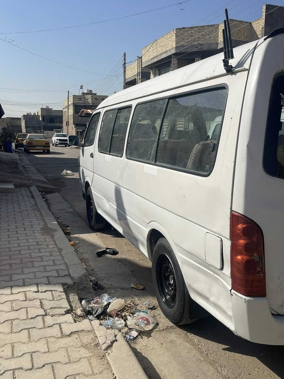 سلام عليكم شباب جنب اجوان 2014 للبيع مكان بغداد جسر ديالى*********** ***********
