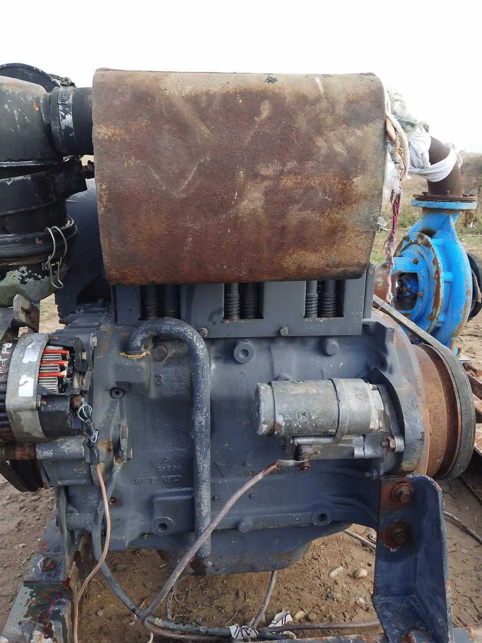 محرك دويز 3 بستم للبيع شرط شغال لاصرف ولا بخار ستندر اتصال ***********
