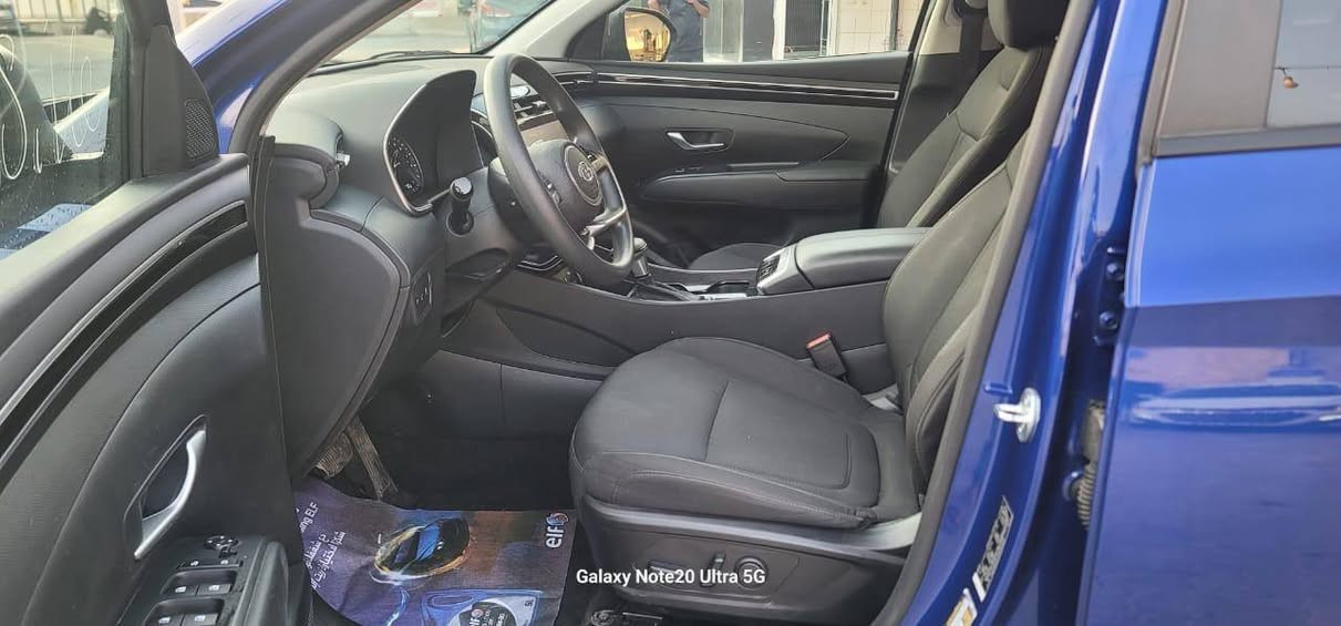 سيارة هيونداي توسان 2024 أمريكيSEL للبيع أو المراوس 
- *الموقع*: بغداد، العراق
- *السعر*: 185 ورقه
- *المواصفات*:
- بصمة تشغيل
- أبواب ترحيب
- رادار
- صندوق كهرباء
- كشن كهرباء
- مثبت سرعة
- تدفئة وتبريد
- كشنات أوتو
- هاند بريك بصمة
- صندوق كهرباء
- *المحرك*: GDI
- *الحادث*: مرفق رقم الشاصي 
5nmjb3de9rh295893
    • مكفول : دواخل لغد وشاصي
- *الدخول*: على كتاب الشهداء باسمي رقم بغداد 
- *رقم الهاتف*: ***********

إذا كنت مهتمًا بشراء أو مراوسة هذه السيارة، يمكنك الاتصال بالرقم المذكور أعلاه.
