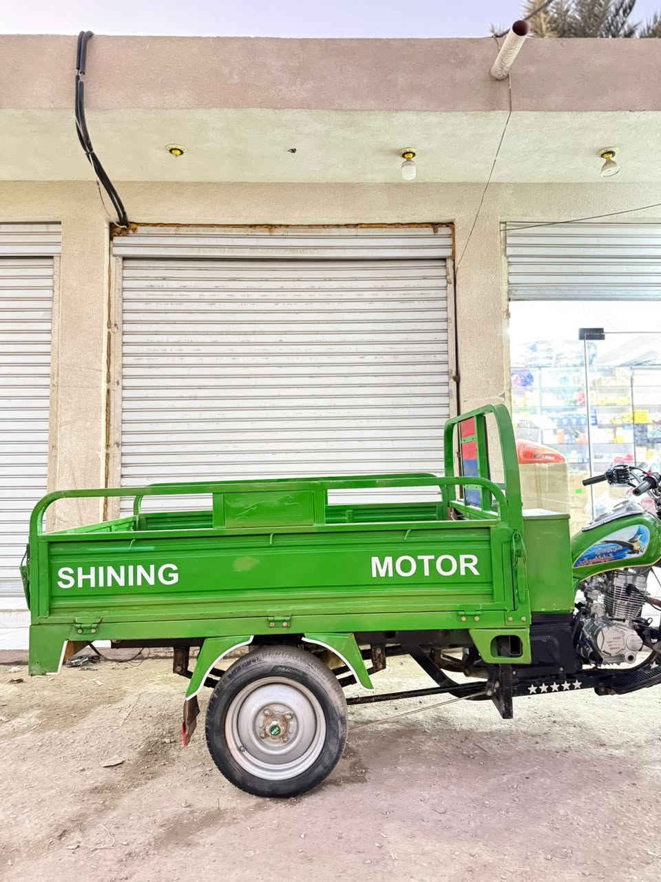 السلام عليكم جمره مديل ٢٢ رقم نكليزي مال جناي  سعرها مليونين ونص ٢٥٠٠ البصره قضاء المدينه 
***********
