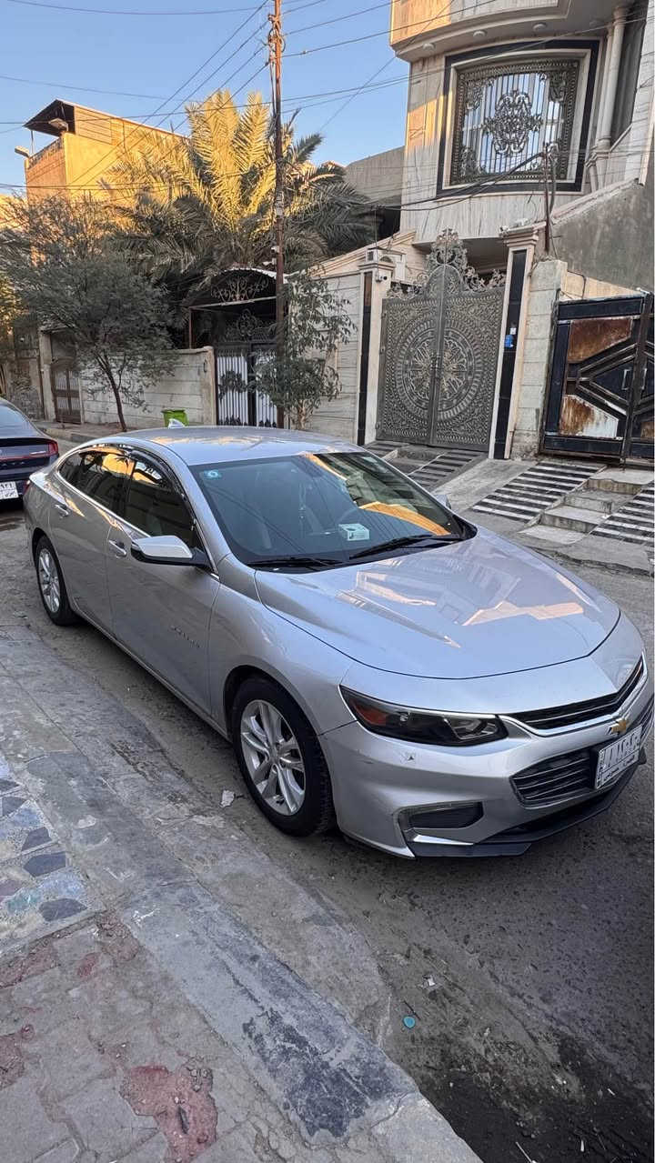 سلام عليكم

 ماليبو مديل 18 رقم بصرة ماشية140 الف كيلو متر مواصفات عادية مكينة وكير كفالة مامفتوحات 
بيها جاملغ وباب جهة العبري تبديل نفس اللون والجاملغ الخلفي بارد وجاملغ خلفي جهة السايق بي معجون وصبغ  والتكمة من داخل بيها طعجات ضالة علة حالها مامصلحينهاالسيارة بأسمي رقم بصرة سنويتها منتهية رايدها ب105 وبيها مجال 

*********** البصرة, العراق
