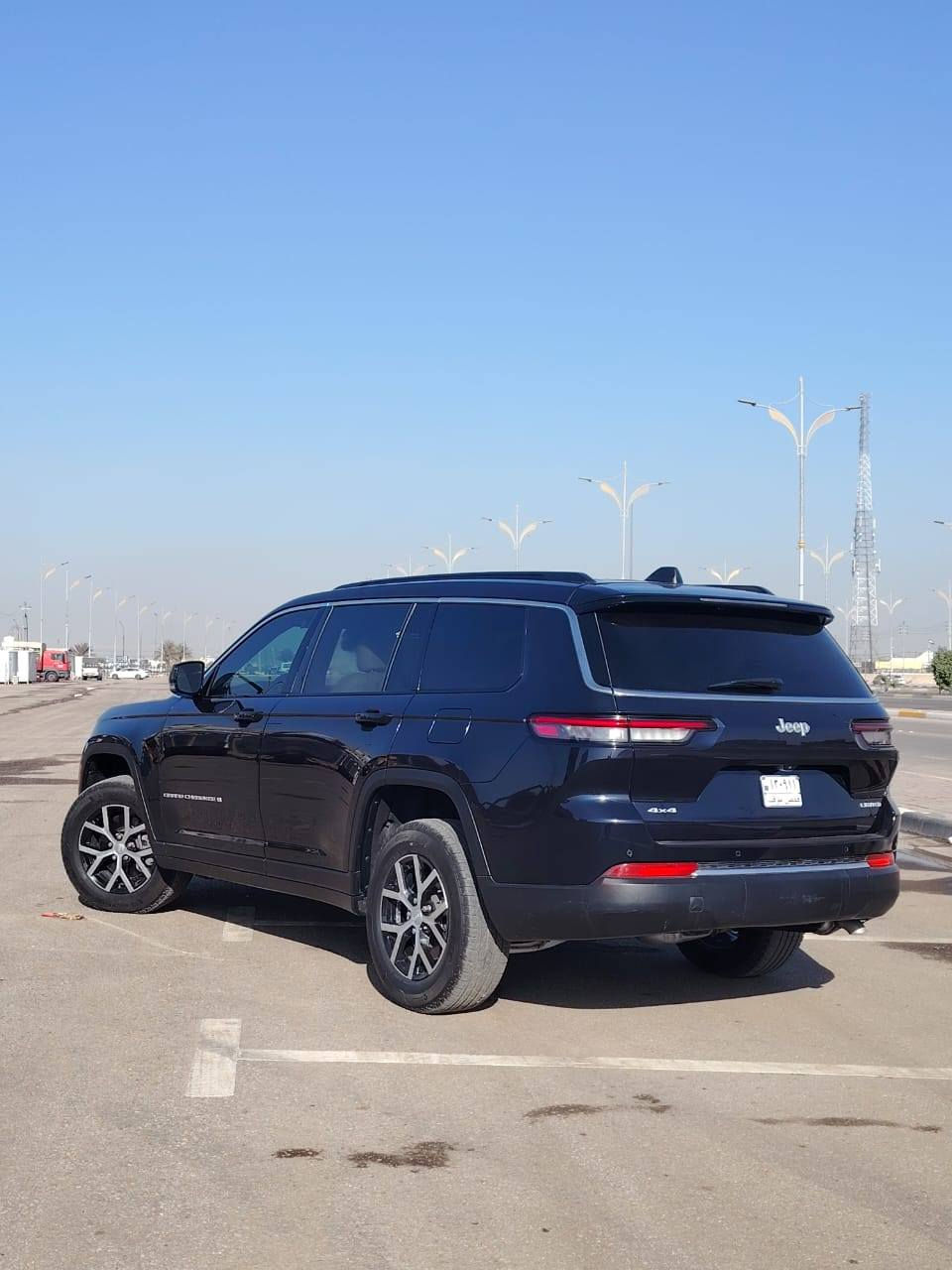 جيب كراند شيروكي موديل 2024
#المواصفات
لمتد
 7 راكب ( كشنات جلد تدفئه) 
المحرك ٦ سلندر
شاشه كبيره ( اندرويد اوتو و كار بلي)
رادارت ٥ ( ٣ امامي و ٢ خلفي)
حساسات خلفيه
صندوق كهرباء
سايد بريك ( بصمه)
تشغيل عن بعد 
و باقي مواصفات لمتد.....
صور الحادث بالمنشور
#السعر ٣٥ الف دولار 
***********
***********
