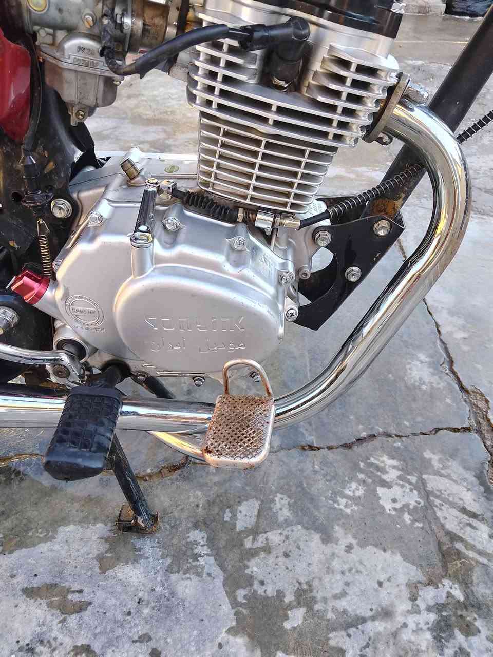 سلام عليكم دراجه تعمير مكينه سونيك موديل ٢٣ لا صرف لا بخار دراجه حلوه للبيع السعر ٤٠٠ او بيها مجال مراوسه هم يرهم حسب القناعه موجود خاص او عل رقم ***********
