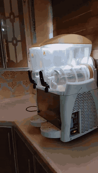 مكينه ازبري ايطالي سعره مليون
***********
