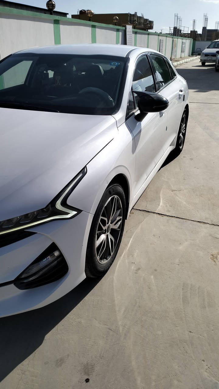 للبيع K5 موديل 2023
وارد كوري غاز فقط خط واحد
اصل
مرقم قادسية بسمي
مكاني ديوانية
السيارة رش قطعتين من كوريا
بدون اي ضرر او حادث
ابيعك على الفحص والسونار
السيارة فول مواصفات
قمارة حديد
اعرف راح يطلع واحد ويگلي شلون فول
اني اكتب المواصفات
وانت بكيفك

1- گير ماوس
2- درايف مود وضعيات قيادة
3- سايد بريك بصمة مع خاصية الاتو هولد
4- تشغيل عن بعد
5- خاصية الجنطة الذكية
6- خاصية رفع زجاج النوافذ
بعد قفل الابواب
7- تشغيل ذكي ودخول ذكي
( البصمة)
8- شاشة كبيرة فول مواصفات
مع GBS واندرويد اوتو
9-- اريل زعنفة
10- كامرة خلفية مع الاحساس الخلفي
11- لايت امامي لد
12- بگلايت لد خلفي
13- تبريد شاشة لمس
14- خاصية تنقية الهواء من الفايروسات والبكتريا
15- رادار امامي مع خاصية البريك قيادة شبه ذاتيه
16- رادار خلفي مع خاصية التوقف
والتنبيه الجانبي يمين ويسار
17- كرسي كهرباء امامي
18- تبريد وتدفئة الكراسي الامامية
19- تدفئة المقود
20- نظام الخروج عن المسار
21- تنبيه النقط العمياء 
22-  تبريد خلفي 
23-- سستم ايرباك كامل عدد(9) ايرباك 
24-- الاوامر الصوتية 
25-- كراسي جلد 
26-- نظام مانع الانزلاق
27-- مرايا الجانبية كهرباء قابلة للطي 
28-- مقود جلد حياكة
29-- المرأة الداخلية تعتيم ذاتي 

هاي ابرز المواصفات الموجودة
ماشية 64 الف 
السعر/ 190
الشراي يتصل
***********
أخوان التفاصيل 
كلهة مذكورة
