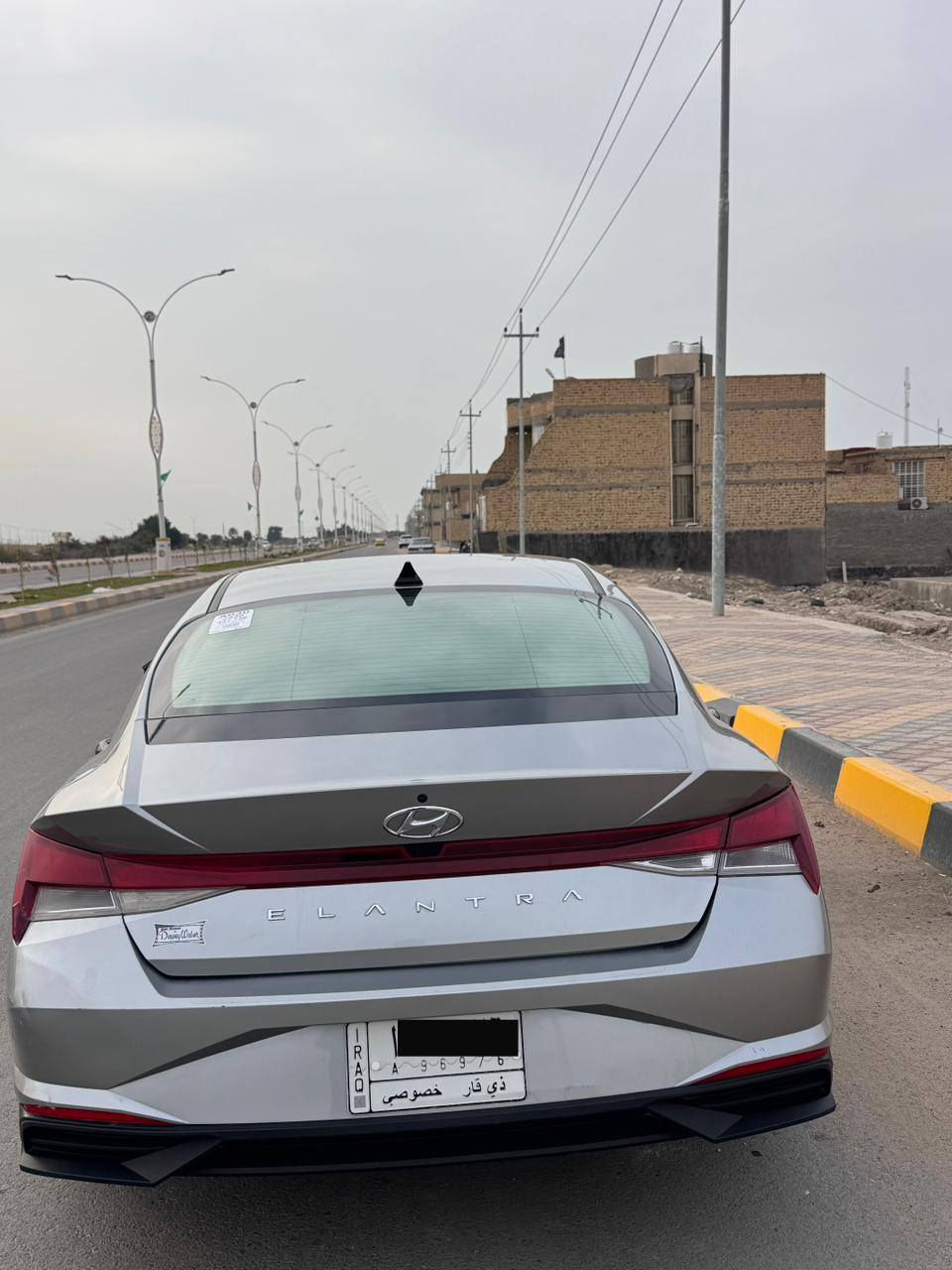 النترا موديل 2023 امريكي حادثه جاملغ +++بنيد تبديل
 فول مواصفات  عدا الفتحة 
  
رقم ذي قار معوقين 
ماشيه (42mi)حقيقي

بصمة
تشغيل عن بعد 
مكينه 2000 دوش مامفتوحه

حساس امامي وحساس خلفي 

ليد امامي وليد خلفي متصل وليد ضباب

شاشه اصليه كار بلي

اشارة ترحيب عند الاقتراب 

صندوق ذكي عند الاقتراب 

ترحيب ابواب لد عند الاقتراب

كامره دواره

تحكم ستيرن جهتين
5 ويل كب 

اشاير بالمري مري شفط

3 وضعيات قياده مود درايف

كشنات جلد

شحن لاسلكي وبعد مواصفات  

منضومه زنون جديدة
مكان السياره ناصريه 
السعر 136 وبيه مجال قليل

للاستفسار :
*********** ناصرية, ذي قار
