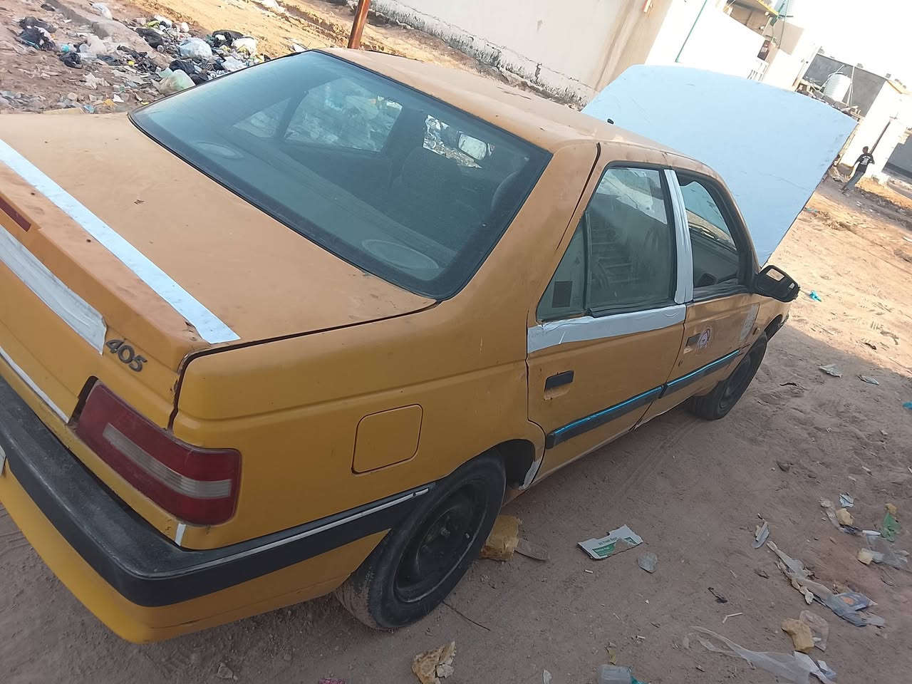 بيجو للبيع405مكينة تجفيت جديد نزلت بلكاع وكلة جديد لا بخار ولا تنقيص سنوية لل2027هية وغراملت عل مشتري عليه غرامة100الف فقط راعيهة موجود يريد تحويل شرط سعار20وبيها مجال كلش قليل يرادلهة ترتيبات كهرباء فقط تبريد يخبل عنوان بصرة ابي الخصيب رقم70870092214
