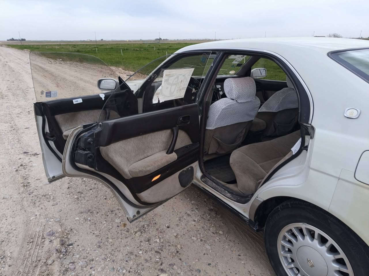 السلام عليكم بطه للبيع  مصبوغ عام جمالية متصل  موديل 93السيارة جاهزة السعر 60$ وبيه مجال حك الجيه المكان تكريت ملاحظة السيارة رقم انكليزي انبار بسمي    ***********
***********
