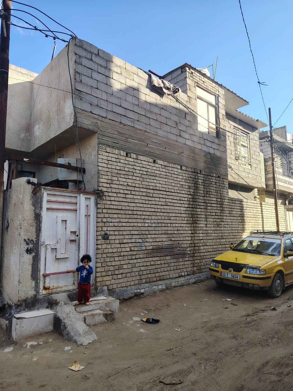 سلام عليكم بيت رهن 20 مليون في الحر بدايت كابينات يم أسواق ابو سيف لاستفسار ***********
