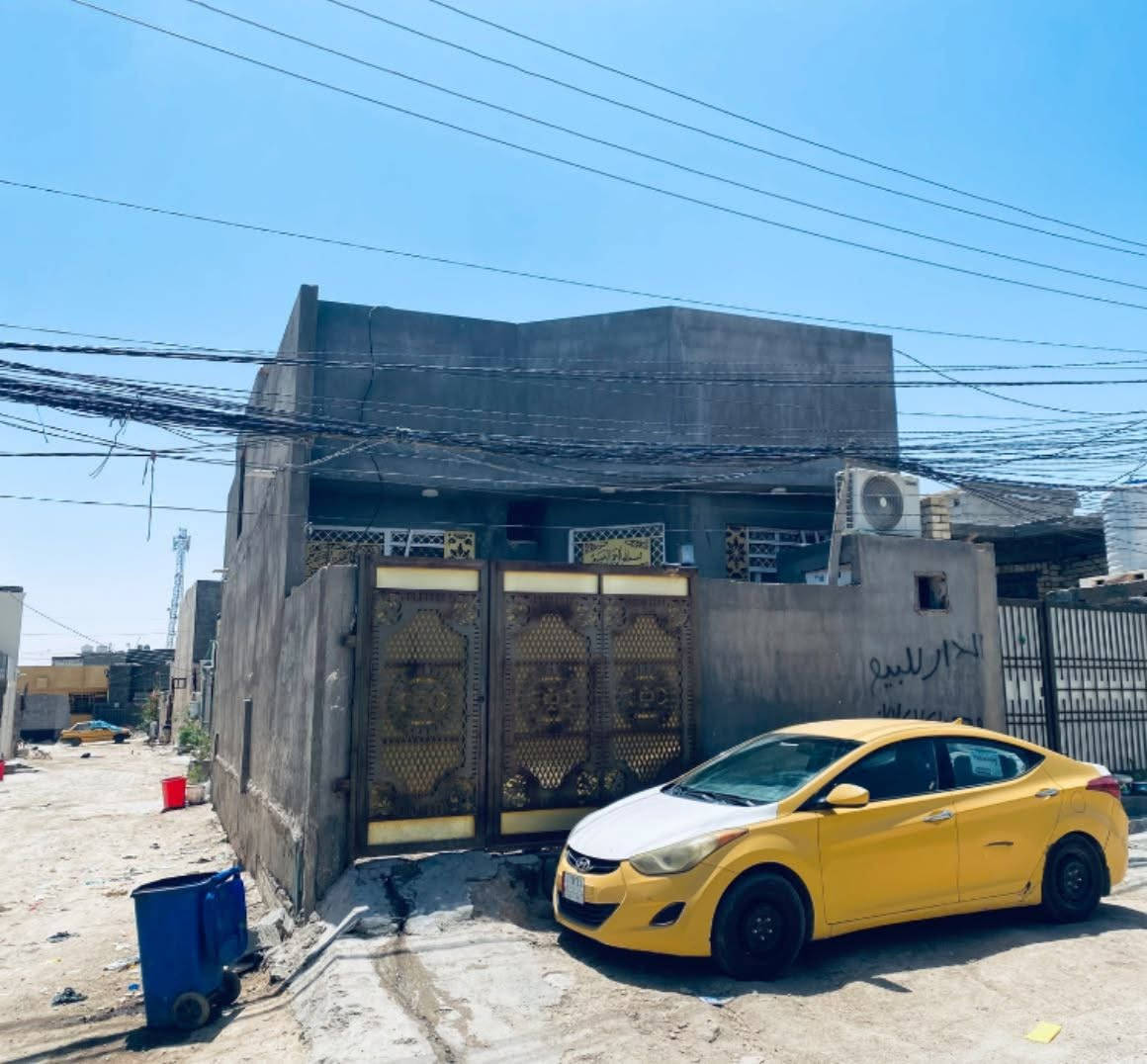 🏡 بيت للبيع – كربلاء المقدسة

📍 الموقع: كربلاء ،قرب حولي أبو مهدي المهندس، ويبعد حوالي 5كم عن مرقد الإمام الحسين (ع). مساحة البيت 110 متر واجهه 6 ونص ونزال مالتها 17 متر البيت كامل من جوه لتواصل واتساب ***********
