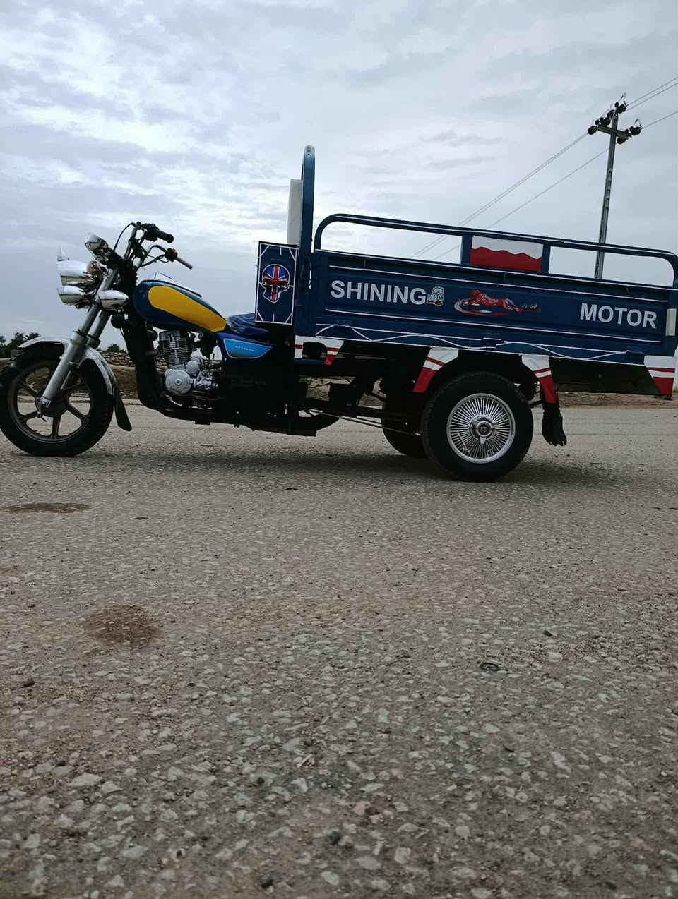 السلام عليكم ستوته للبيع موديل ١٨  اوراق اصولي ركبه مكفولة كهربائيات كله شغالة ستوته جهازه من كلشي السعر١٣٥٠ وبيه مجال العنوان بابل الرقم ***********////***********
