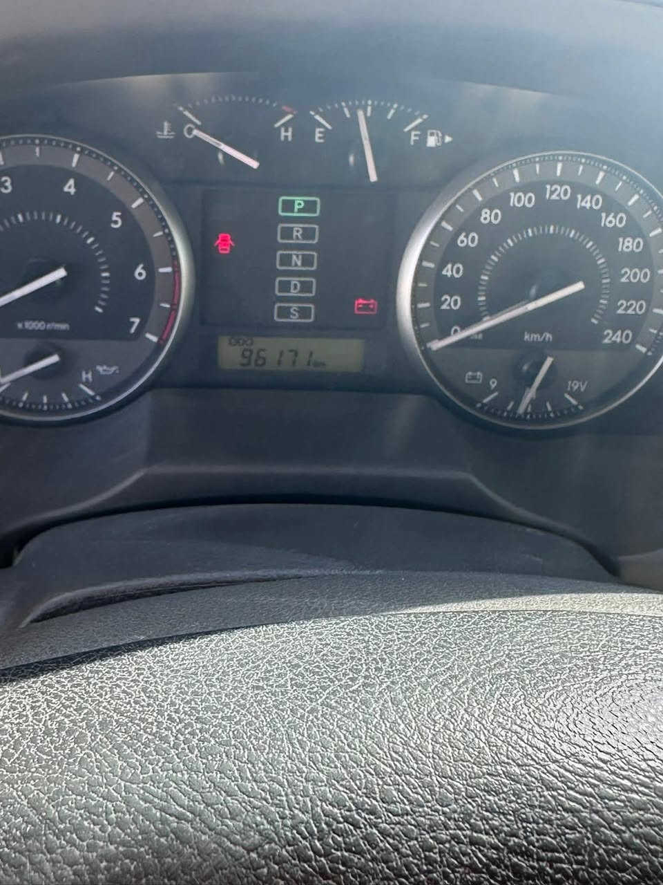 لاند كروزر موديل 14 بريم مكفول فول مواصفات باسمي رقم بغداد مكان السيارة الديوانيه للاستفسار الاتصال *********** ديوانية, القادسية
