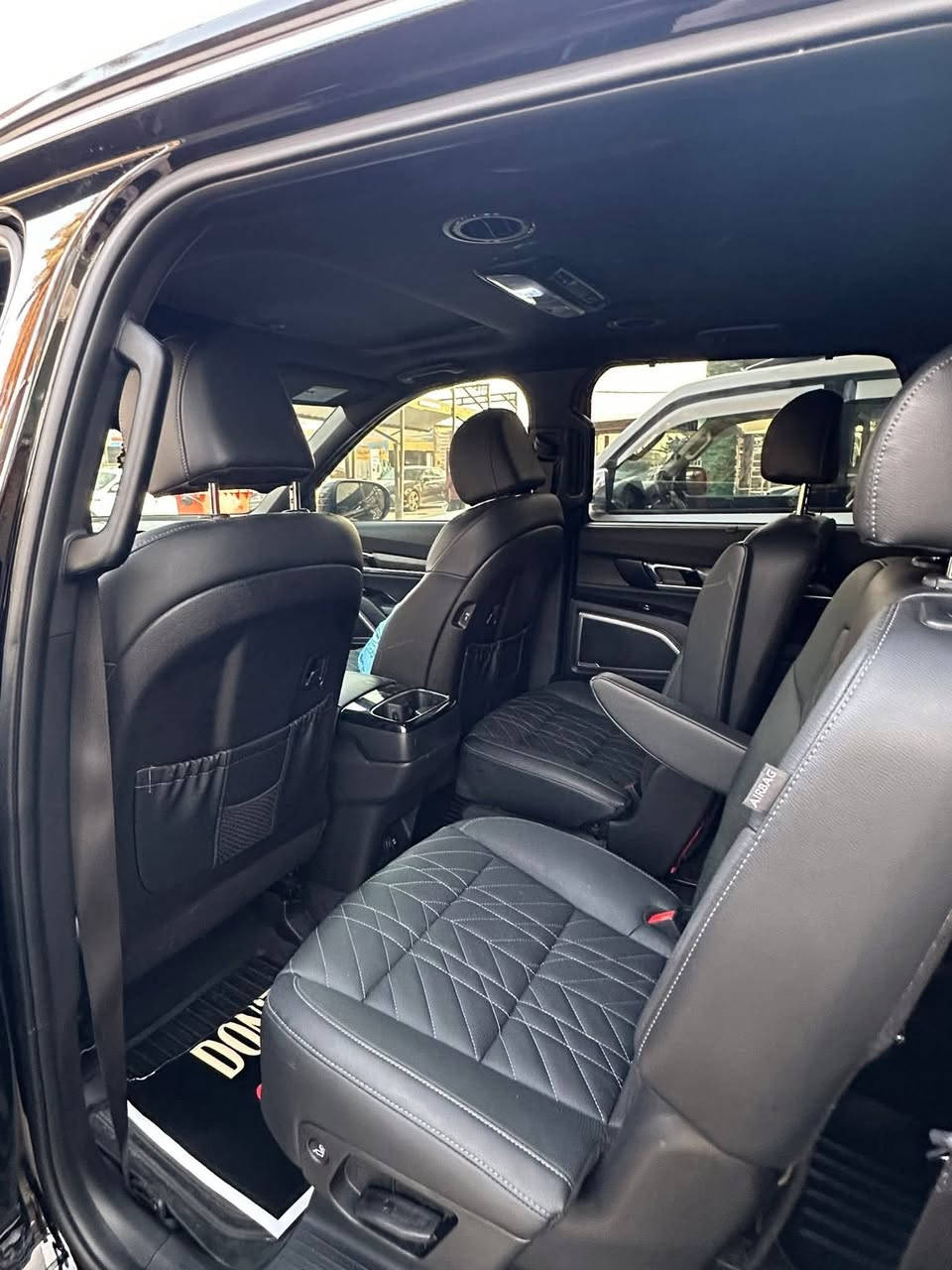 ياالله
 السلام عليكم كيا تيلورايدوارد امريكي موديل 2025

Kia TellurideSX2025 3.8L

المسافه المقطوعه :12الف كيلو  
          حجم المكينه : 3800    V6
           حالة الايرباك :دركه
الضرر : تبديل بنيد فقط والاصلي موجود بس بيه خسفه
   
#الموصفات 
1. شاشه 
2. كامرا
3.لايتات لد
4. بصمه 
5. كشنات جلد اسود
6. هندبريك بصمه 
7. رادار تحديد مسار
8. رادارات 360
9.فور ويل 
10. اوتو ستوب
11. حساسات خلفي امامي
12.اوتو هولد 
13. اشاير بالمري 
14.بكلايت لد
15. نظام ايكو + نظام تزحلق
16. فتحه سقف
17. هيترات بالكشنات حار بارد
18.كامرات 360
19.كامرا بالمرايا
20.بردات خلفيه
21.سبعه راكب
22.كشن السايق كهربائي
23.كشنات خلفيه كهرباء
24.كشافات
25.سقف كنتارا
26.ويل كب
 
فول مواصفات 1/1 جاهزه مرقم قادسيه. 

مكان السياره  ديوانيه الحمزه الشرقي الاتصال ***********
