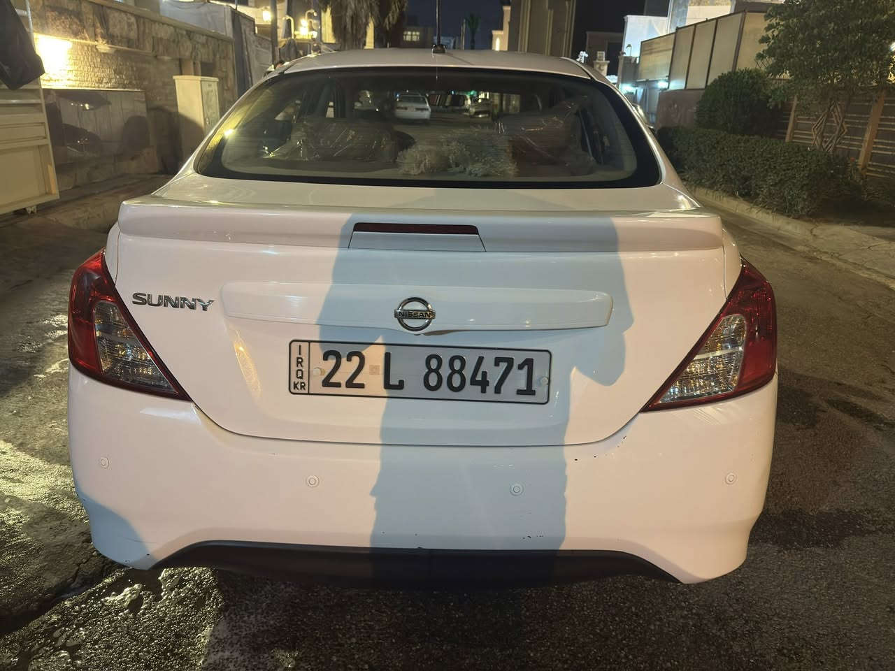 السلام عليكم
نيسان سني هندي 2024
ماشية 66000km
بيها الجاملغ الخلفي بارد  من جهة الراكب
الجاملغ الامامي مبدل
 السيارة نظيفة تايرات جدد اذا جاد تعال افصح
سيارة مال بيت مو تكسي
للاستفسار ***********
