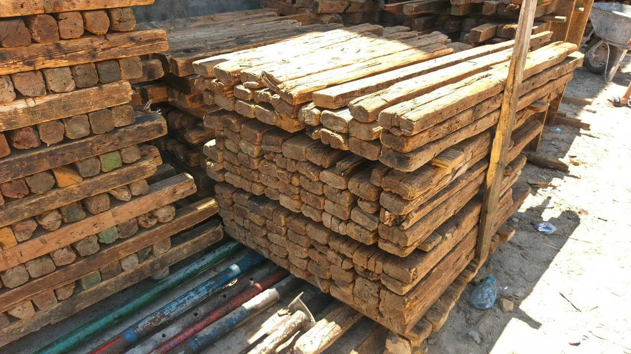 قالب خشب روسي للبيع
العدد 19مكعب يدك مساحة 500متر كامل

في بابل حلة للاستفسار***********
