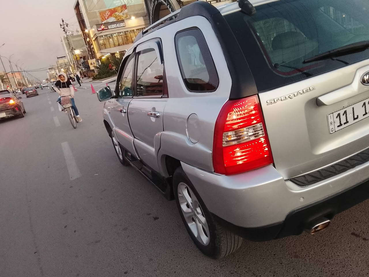 كيه سبورتج خليجي مديل 2009
نضيفه مال جناي ساره حلوه مصبوغه حزام اثر جراد فقط بدون دواخل التفاصيل اكثر متواجد عل فيس 
او رقم ***********
