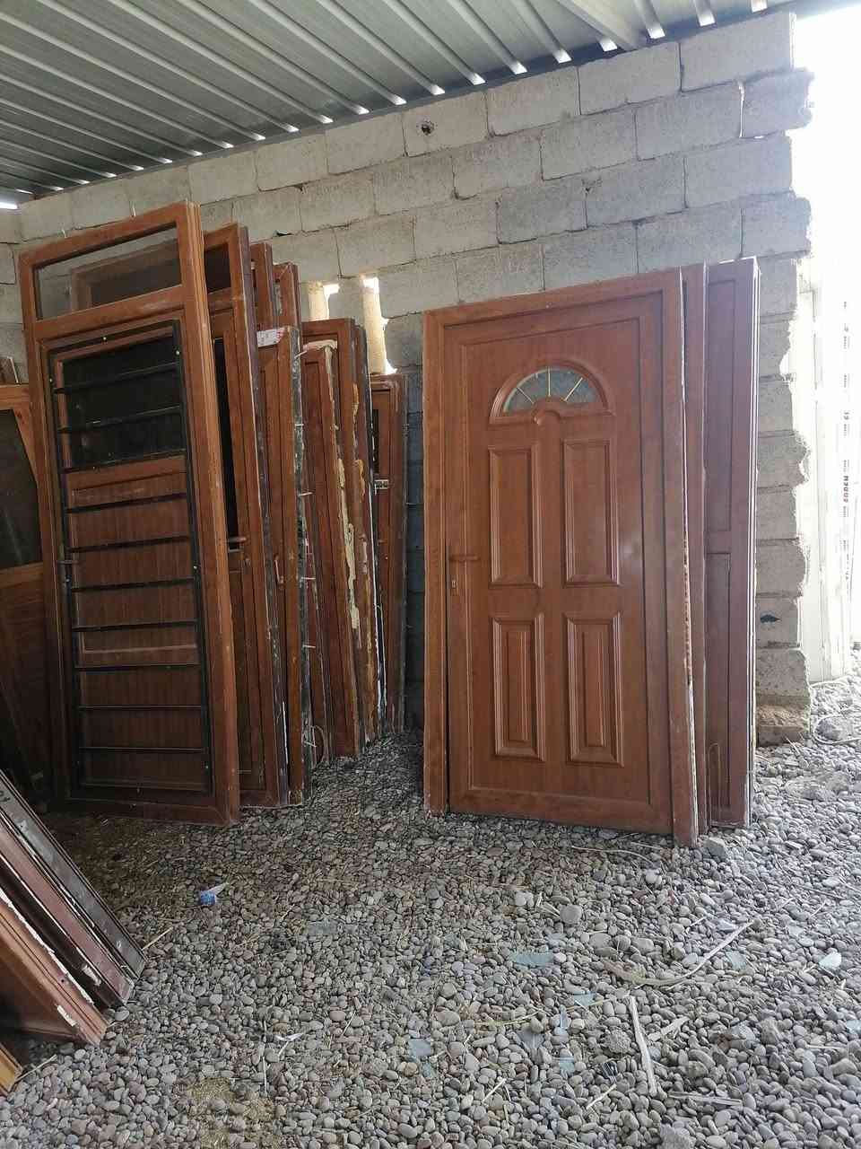 #تحية_طيبة 
اعلان وصول وجبات من الابواب والشبابيك تركي الاصلي  " مستعمل  السعر 75
المكان / الحويجه قريه لزاگه

للاتصال والاستفسار اكثر اتصل 👇📞📱
***********
***********
***********
