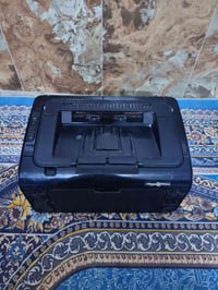 طابعة كانون hp laserjet p1102w ليزرية بيهة وايفاي نظيفة حيل بدون اي مش...