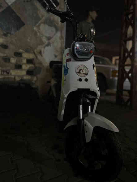 السلام عليكم شباب دراجه شحن للبيع بيع مستعجل بيها اربع شغلات بطاريات شحن يرادلها سويج ضايع بس بصمه شغااه لبصمه خلل. ما بيها وشاشتها يرادلها تبديل وكهربائيات يرادلها ولسعر 350 قفل متوازي عل بيعه 
الرقم للتواصل ***********
