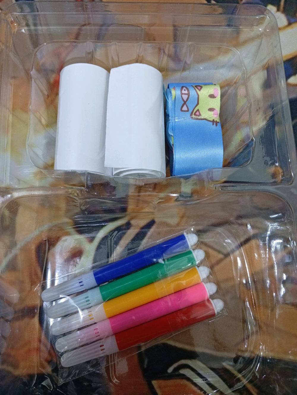 كاميرا فورية صورة و فيديو رام 8 كيكا شحن تايبسي طباعة الصور ابيض و اسود جديدة لوك بالكارتون كاملة الملحقات 
السعر 25 الف مع التوصيل لجميع المحافظات