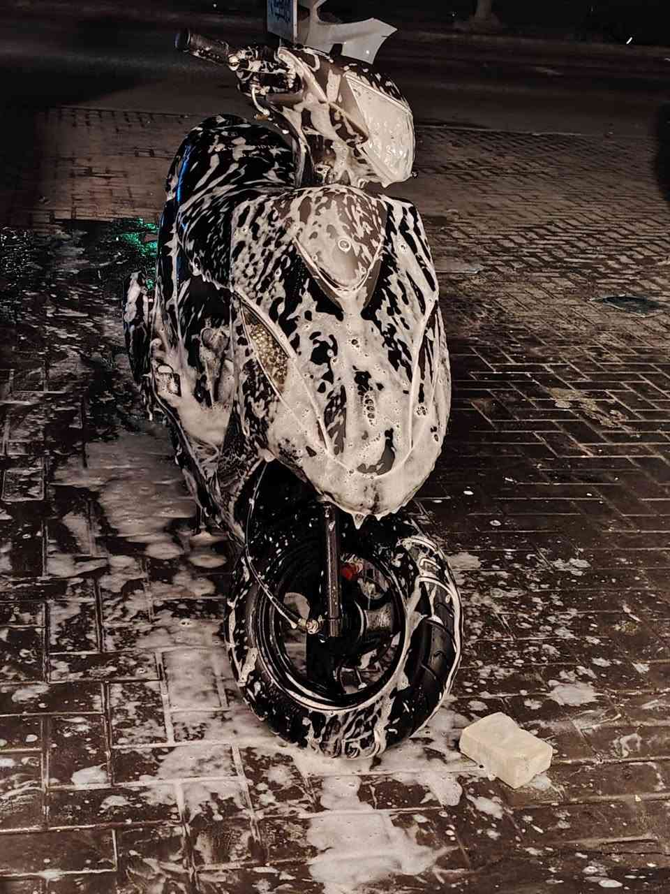 دراجه ماكس للبيع الدراجه بوشه 55 حلو شادين كزوز راياضي ماله لاصلي موجود   الدراجه مختمه سعر 700 
*********** بصره معقل
