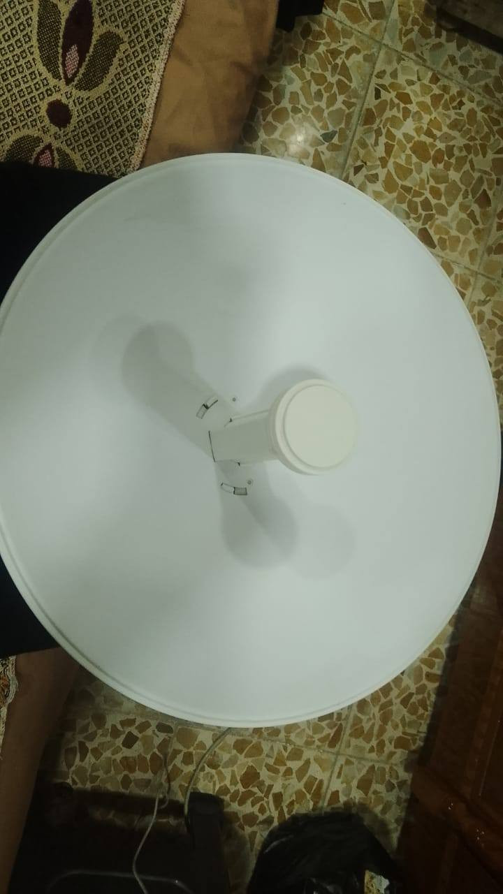 سلام عليكم برج بور بيم مع رواتر والواير استخدام قليل السعر 90 الف الاتصال ع الرقم *********** مكلف بالنشر العنوان قرب جامع النعيمي
