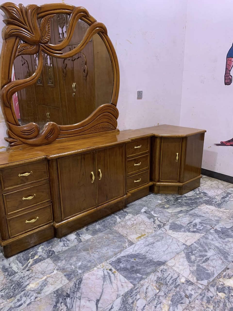 السلام عليكم ورحمة وبركاته الغرفه سته ملحق صاج تفصال درجه اولى   ثكيله جدا داخل وخارج صاج ضهر جرجوبه الغرفه حيل ثكيله نضافتهه 100‎%‎  السعر الغرفه 600  رقم هاتف *********** بغداد مكلفه بالنشر اتصال عل رقم فقط الغرفه بالحقيقه حيل حلوه
