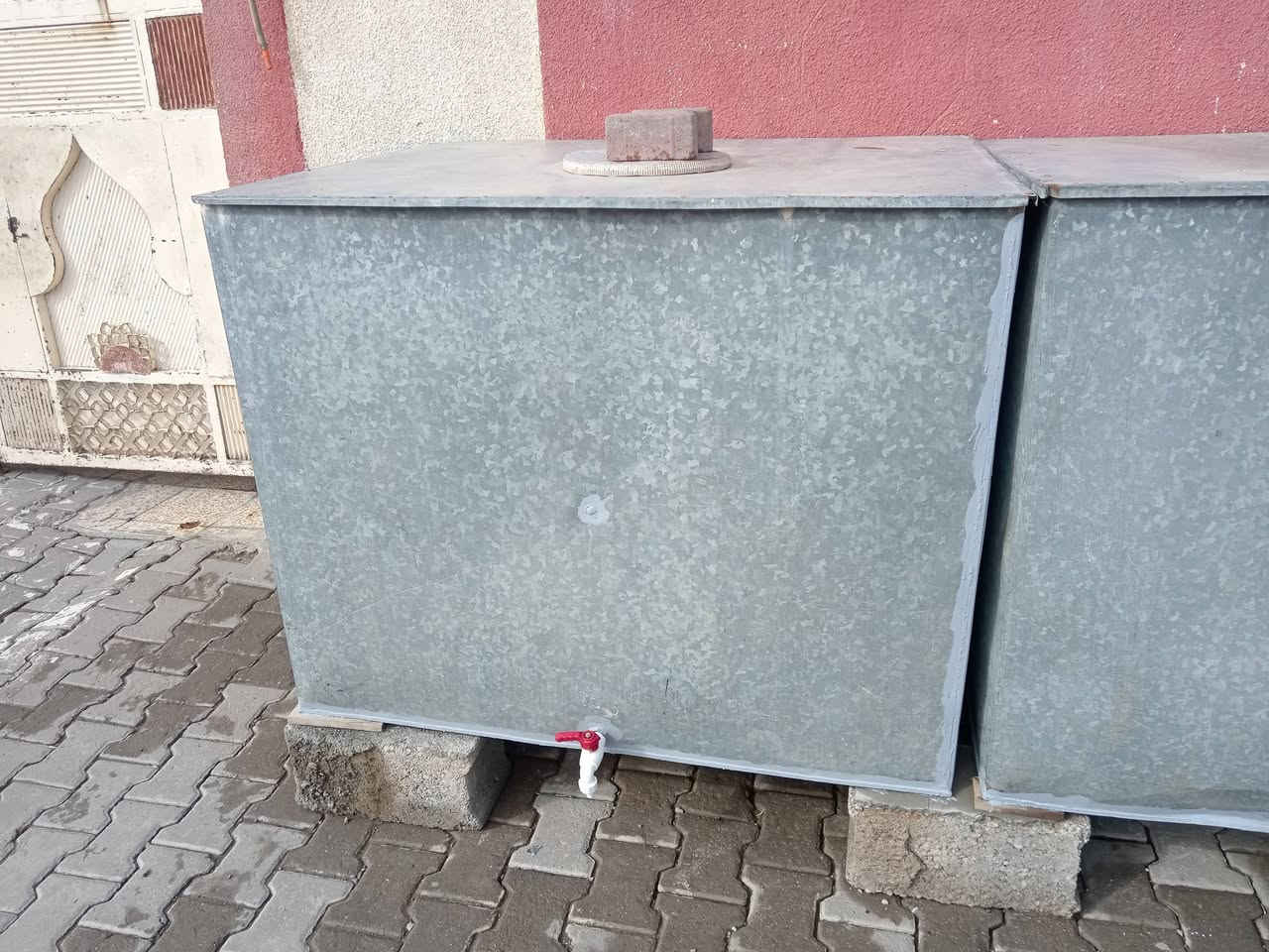 تانكيات للبيع درجه اولى 
مكاني كركوك حي النصر رقمي  ***********
