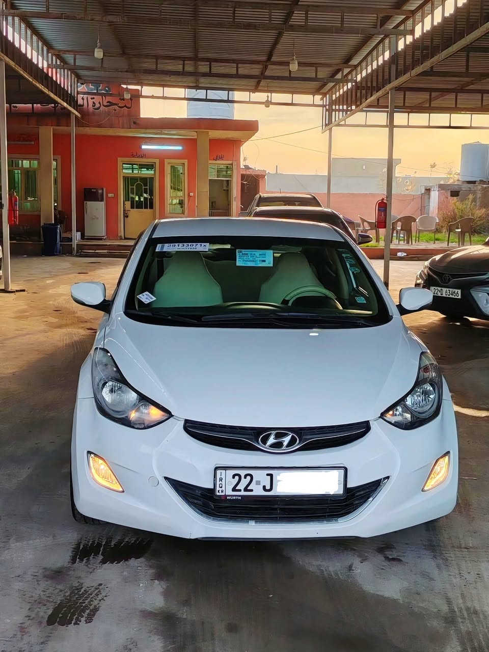 سلام عليكم سيارة هونداي الانترا موديل 2013 رقم سنوية هزا جديد بيه كوبون بانزين مكينه 1.8 صبغ ربع الباب وداير تعديل مراوسه حسب القناعة 
عنوان طريق موصل اربيل ناحية برطلة
***********/***********
السعر 118$$ وبي مجال
