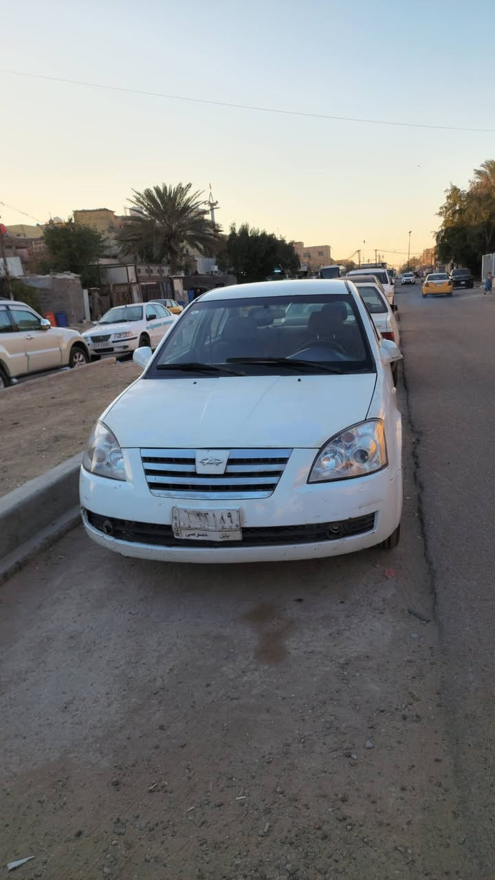 السلام عليكم 
شيري A5 موديل 2012 رقم بابل الماني السنوية 27 كير ومحرك جديد بلادي(مجفتة جديد لاتنقص ولابخار) اوتوماتيك  فقط نظوح جبنة الكير السيارة قطرة صبغ ما بيها فقط خياسات وما معمرهن صدر امامي كله جديد والخلفي مشتري وما مبدله موجود الي يشتريها انطيهن اله تحويل مباشر ثاني يوم راعي السيارة مكانه بغداد ومكان السيارة بغداد الرشاد السعر ٣٧ وبيها مجال بسيط حك الجية 
***********
***********
