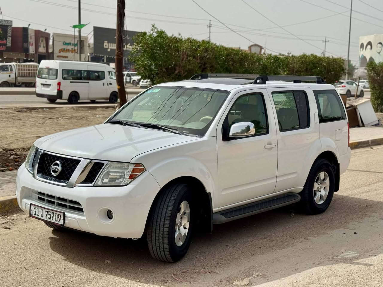 باتفندر  2009 خليجي رقم بغداد انكليزي بسمي شخصيآ سنويه ل31 كفاله عده صبغ بخشم الجاملغ الامامي 
فئه ZE فول مواصفات 
فتحه سقف تلث قطع تبريد دشبول ارماده 
 شاشه سقف 
حساسات امامي وخلفي  
السياره جديده  صدر امامي خلفي جديد تخم تاير جديد 
السعر 98 وبيه مجال بيع مستعجل
مكان السياره ديوانية مركز
الاستفسار اتصل  
***********
