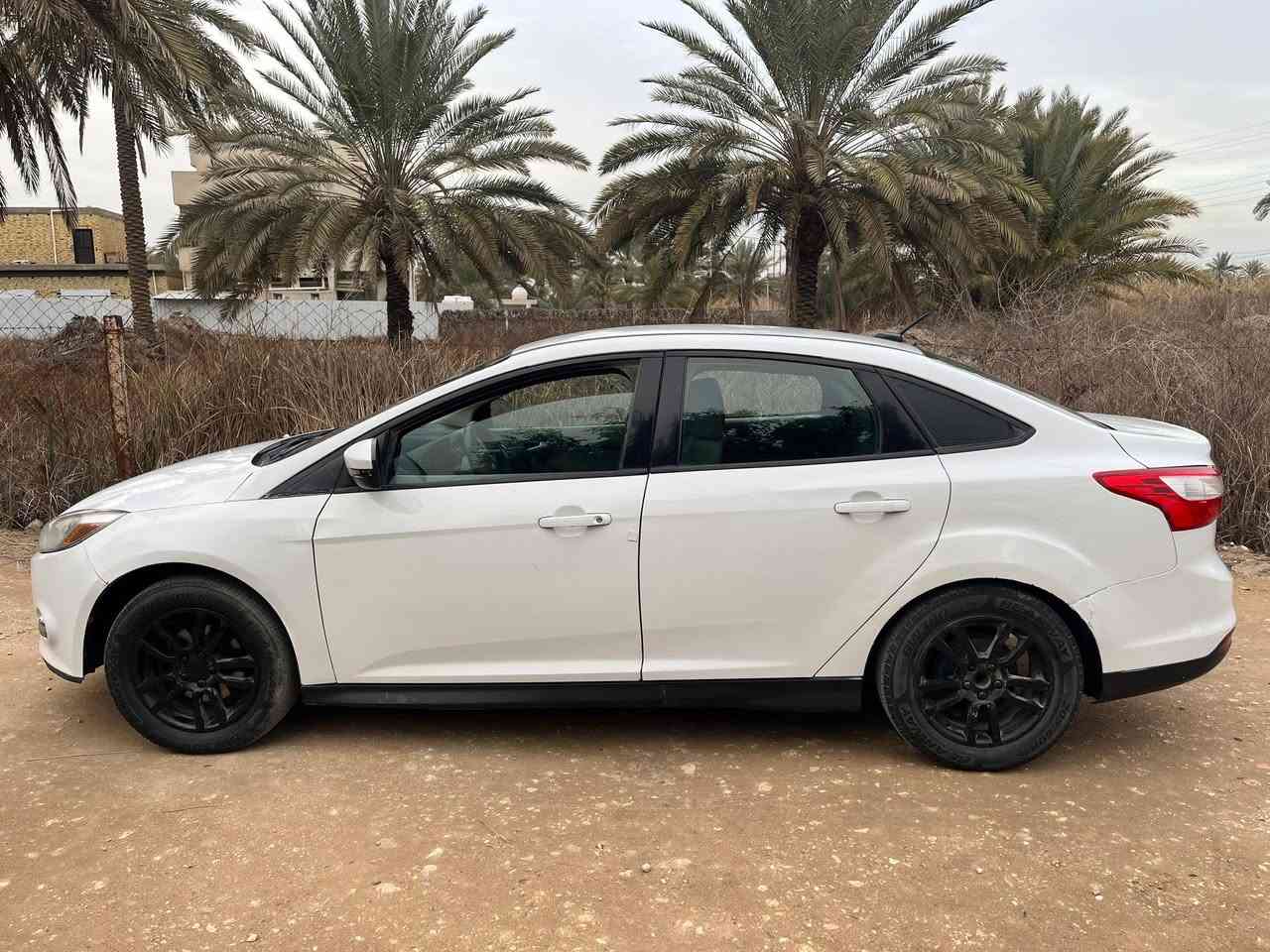 فورد فوكس 2013  رقم بغداد بأسمي وارد امريكي حادث جاملغ وبنيد
سيارة جاهزة كير محرك كهربائيات مواصفات نص فول  شاشة مثبت سرعة تحكم ستيرن    السعر 88 وبيه مجال بسيط 
عنوان بابل المسيب 
***********.   اتصال او واتساب
