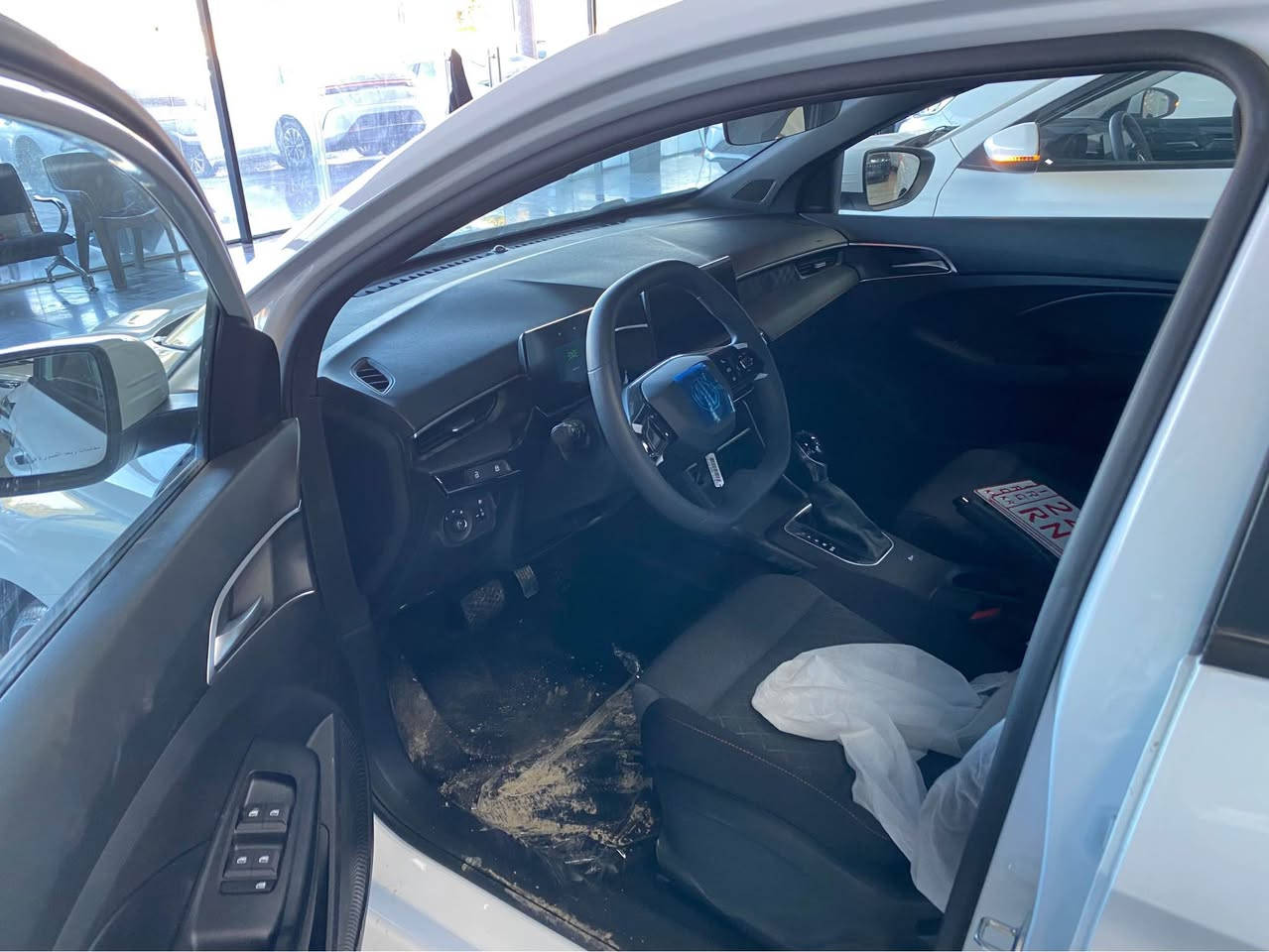 ئۆفەری نوێ MG لە تۆپ کارس
ئێم جی MG3 2026 صفر کم ٦ ساڵ زەمان
سعری یەك دەفتەر 100ورقة  .مواصفات ستاندارد 
شاشەوکامێرا..حساس بلوتوس.گێچ ئەلکترۆنی
مکان   اربیل. معرض توب كارس شارع ١٠٠
موبايل  *********** أربيل, العراق
