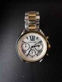 مايكل كورس • قطر ٣٩مم • اصلي ١٠٠٪