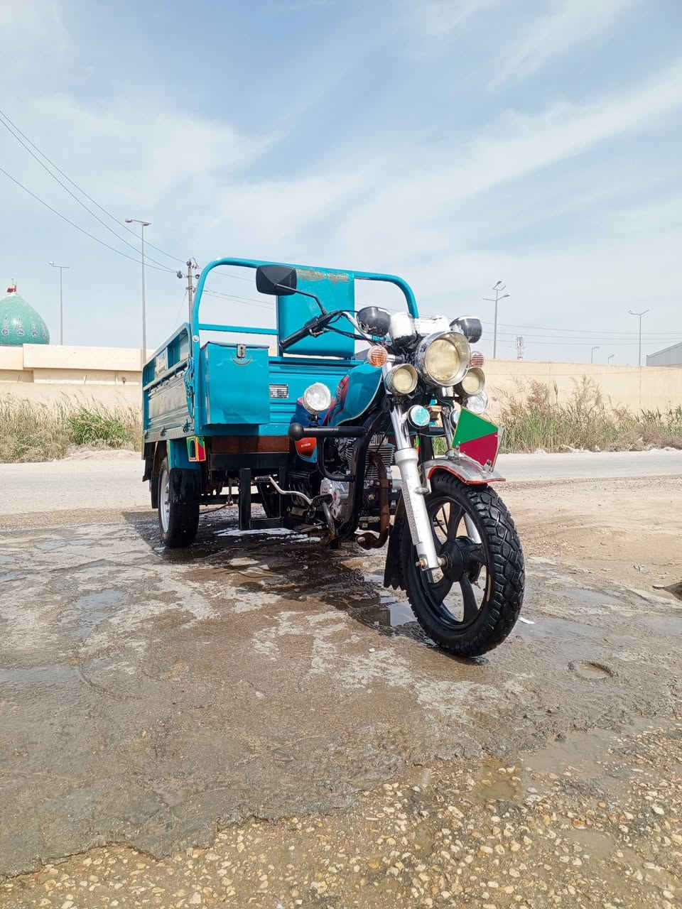 السلام عليكم..
ستوته للبيع موديل 2022 مكفوله كفاله عامه
شاصي ركبه مكينه اكسن دبلات كله مكفول 
كهربائيات كلهاا شغاله 
تخم تاير جوبلس جديد 
اوراق اصوليه بسمي 
مكان كربلاء.. السعر مليونين وبيهاا مجال بسيط جدااا 
للاتصال او واتساب ***********
